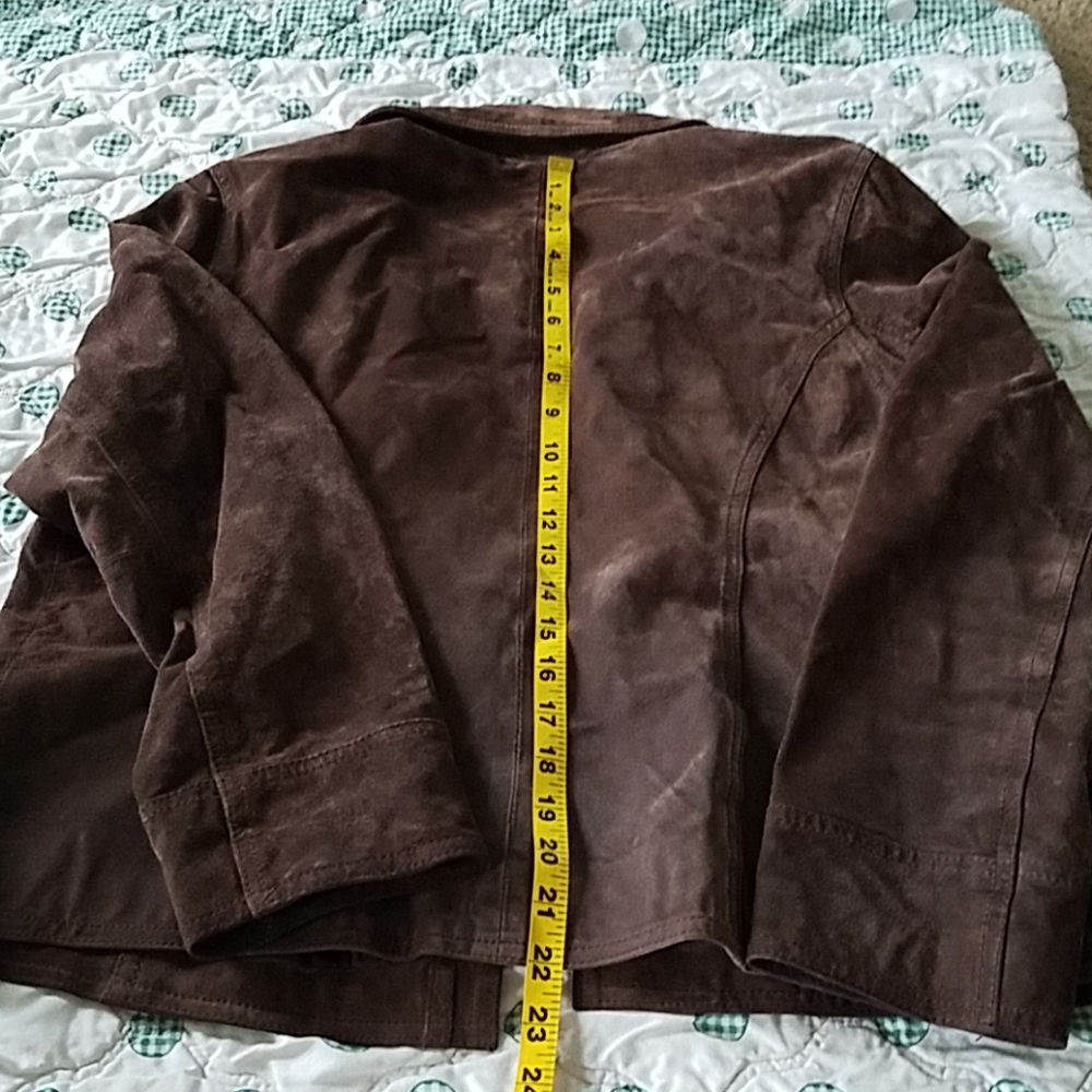 Leather jacket - Picture 4 of 8